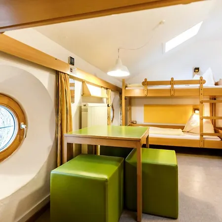 Hostel Jugendherberge Eichstaett *